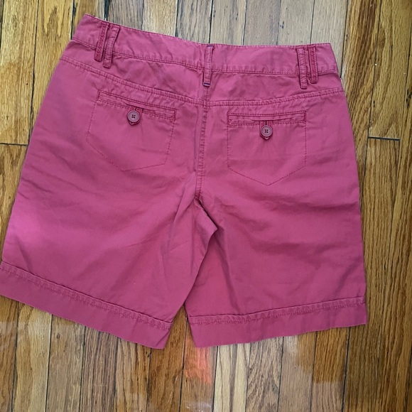 Ann Taylor LOFT Short Size 4 - Picture 2 of 8